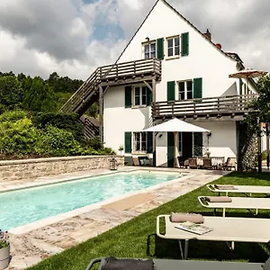 Ferienhaus Exklusives In Lage Mit Pool, Sauna, Terrasse - Der Johannishof, Würzburg