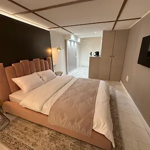 House4you - Blanari Hotel Bukarest